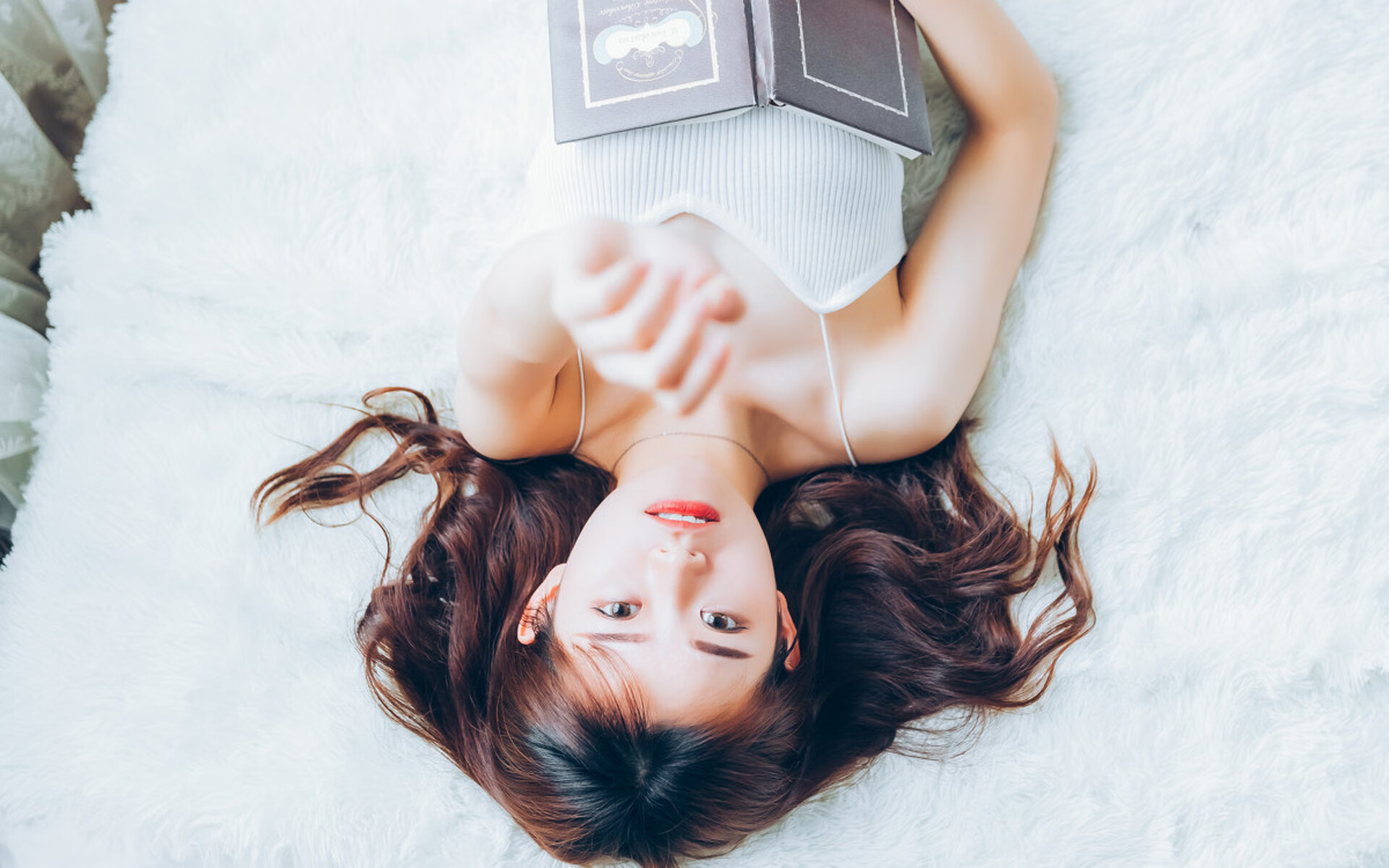 平行时空的戈贝尔，今日用足球在伯纳乌接管国家德比