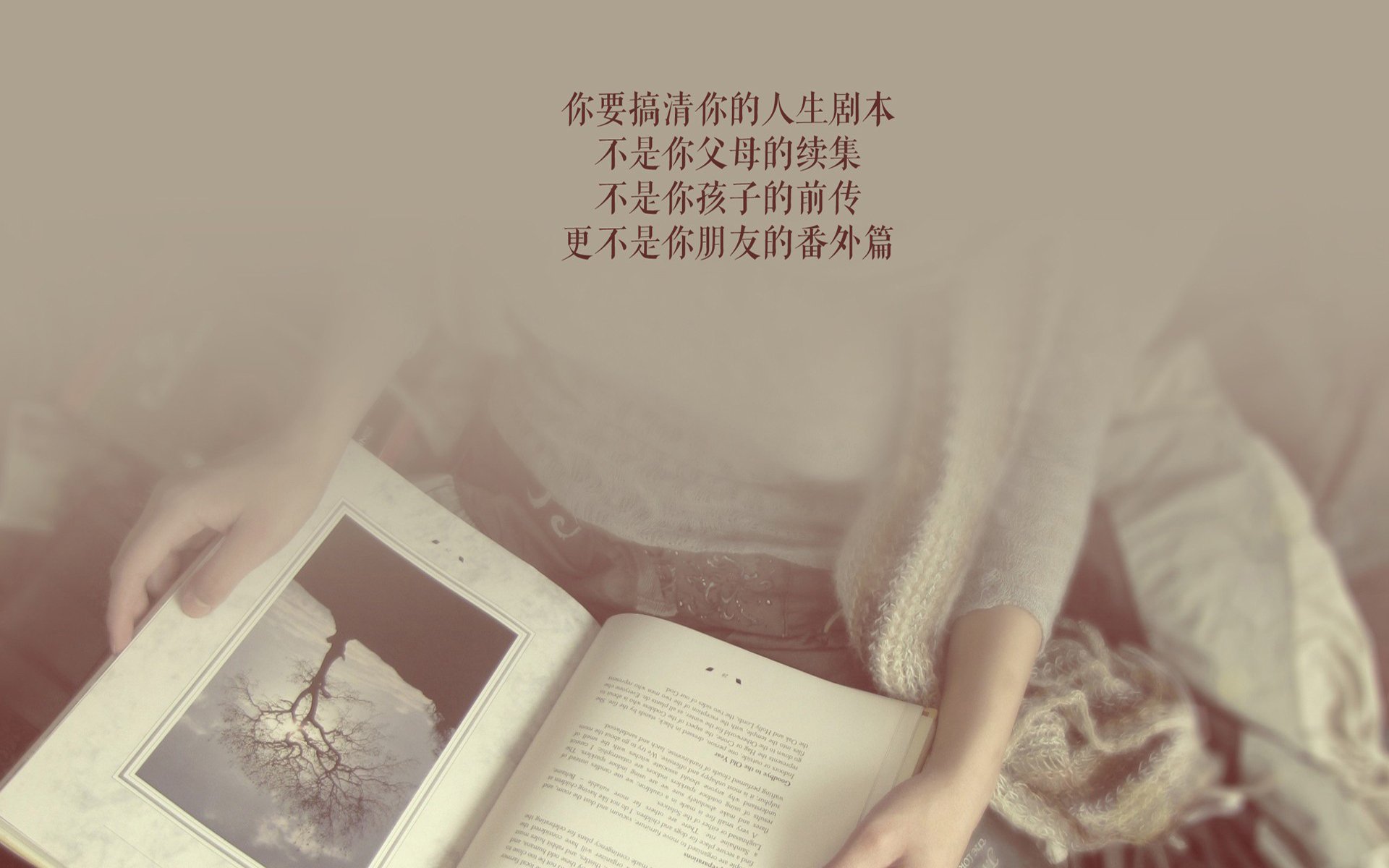 充满了戏剧性的张力。要写出唯一性，关键在于破解一个核心谜题，卢卡库（比利时球员）为何会成为德国对阵摩洛哥比赛的主角？这是一个有趣的矛盾，也是文章创意的起点